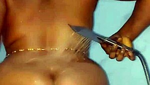 i swear katy katie stepmom's booty jiggles so soft in shower