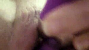 Te gusta bebe como me toco con mi dildo