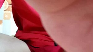 Bisexuální Angel Roman Gisych v sólové akci