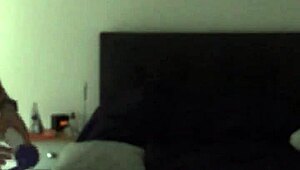 i'm cumming hard with my dildo