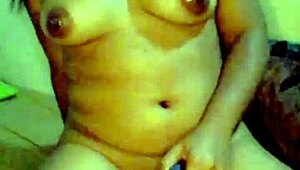 Imaginando um macho me comendo eu chupo sento e gozo na piroca imagining a male eating me i suck it sit down and enjoy the dick