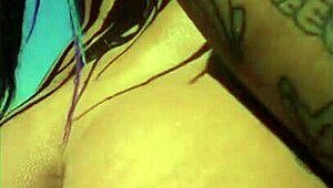 เฮ้ย ดู Caroleta Roots โชว์หีสักลายตูดในชุดชั้นใน 😏