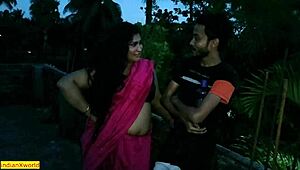 Super-horká Desi Bhabhi si užívá venkovní rančový sex s intenzivní vášní