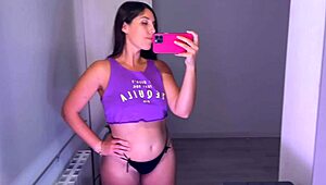 Trying on tops in haul 03 español