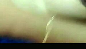 Hyderabad cam girl Sirisha fingering masturbation