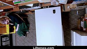 i can’t believe teen thief lexi lore got fucked by security officer today.