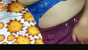 Hyderabad cam girl Sirisha fingering masturbation