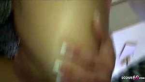 Stief Schwester Catches Bruder and Helps with ANAL FICK in German Roleplay