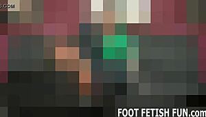 you are in love with my pretty little feet