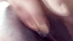 Hyderabad cam girl Sirisha fingering masturbation