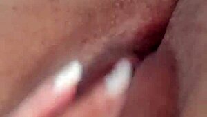 hey, this naughty girl knows how to tease so well 😏 part 1