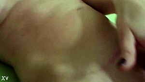 Esposinha Teasing With Sensual Solo Play In Private.