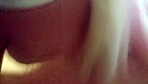 Girlfriends first blowjob on homemade sex tape with friend amateurs