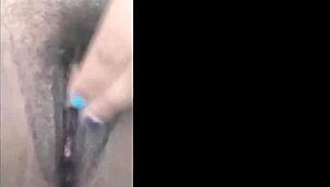 Bianquinhafox Squirts With Hairy Pussy