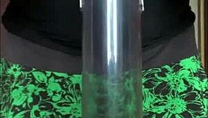 Sissy crossdresser hrepeni po požiranju tvoje sperme namesto pipi