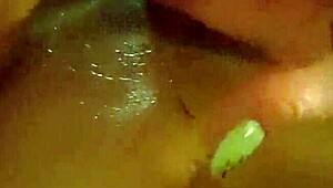 Ella chorrea en mi polla monstruosa durante el masaje