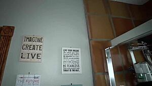 Stepmom reagan foxx deepthroats hard dick in doggystyle 😈