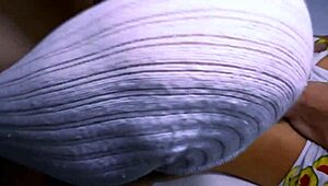 La Hijastrastrastra: A Stunning Beauty with Curves That Mesmerize