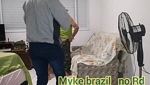 contratei empregada domestica para limpar casa ela deu pra mim e adorei 😍