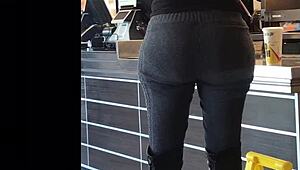 Big juicy black ass bounces enticingly