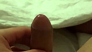 Boyfriend Fucks Pussy And Cums On Belly!