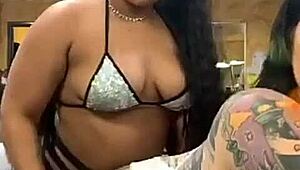 Hey, wanna see my big ass on Periscope?