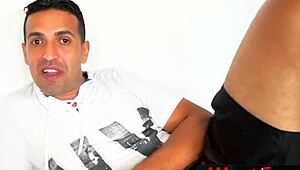 namoradinha abrindo as pernas e dando o cu - tony tigrão