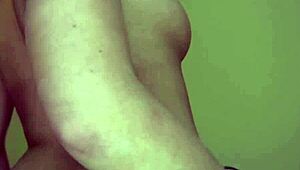 Kelly Surfer's Sexy Backstage Solo Masturbation Close-Up on Her Pussy and Ass