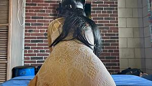 Morning Orgasm in Fishnets