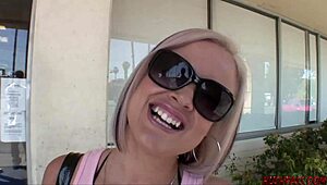 Hot Pawg Sucks And Fucks A Stranger