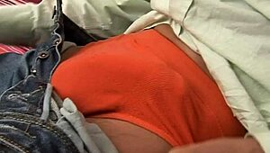 perverse family shares a cozy threesome gathering