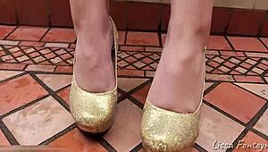 smoking while worshiping my body and gold heels