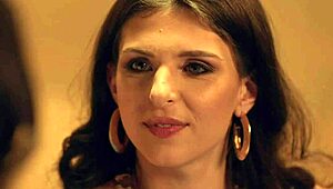 Curvy Kylie Strap-On Fucks Hot Girlfriend Leah