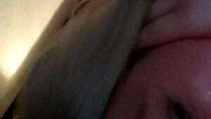 Tranny sucking big cock in amateur group scene