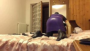 How Latexitaly Takes Pictures