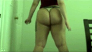 Chubby girl teases with her big ass in jeans