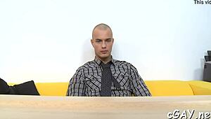 Pompino gay sporco diventa bareback sensuale