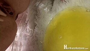 Riann Nova Intense Pee Play