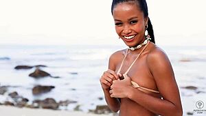 putri cinta flashes her perfect round tits in public! she shows her naked ass outdoors.