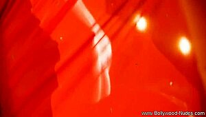 hey babe, show me that perfect indian striptease