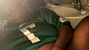 Late Night With Satisfier Nookiecookies