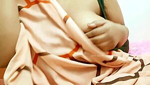 this tamil sexy college girl is a sri lankan coed, looking so alluring