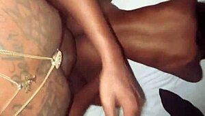 Slim thick Vegas stripper in 2023 talks smack while riding big cock