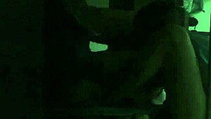 Wow! Pasangan Argentina kongkek di kafe siber Buenos Aires!