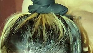 rubia se la traga toda y se viene a chorros con deepthroat