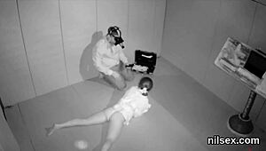 Cítil som každý brutálny náraz v riti počas bolestivej análnej terapie