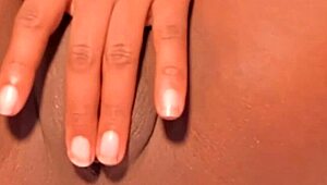 Jamaican Beauty Fucked While Friends Watch