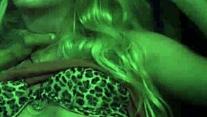 teen curves, you into that retro milf vibe?