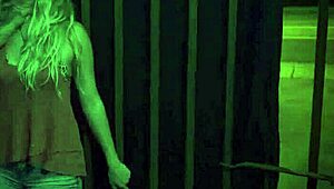 teen curves, you into that retro milf vibe?