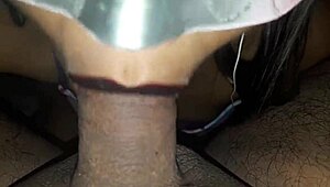 susy chupa verga on halloween and paints her lips like a sexy vampire